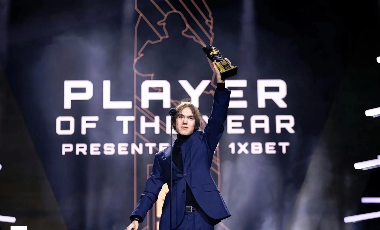 LPL夏季赛季后赛：EDG 3-1 RNG，进军四强